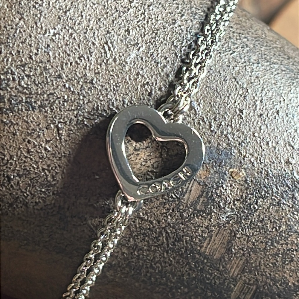 RARE COACH OPEN HEART DOUBLE STRAND BRACELET - Picture 2 of 7